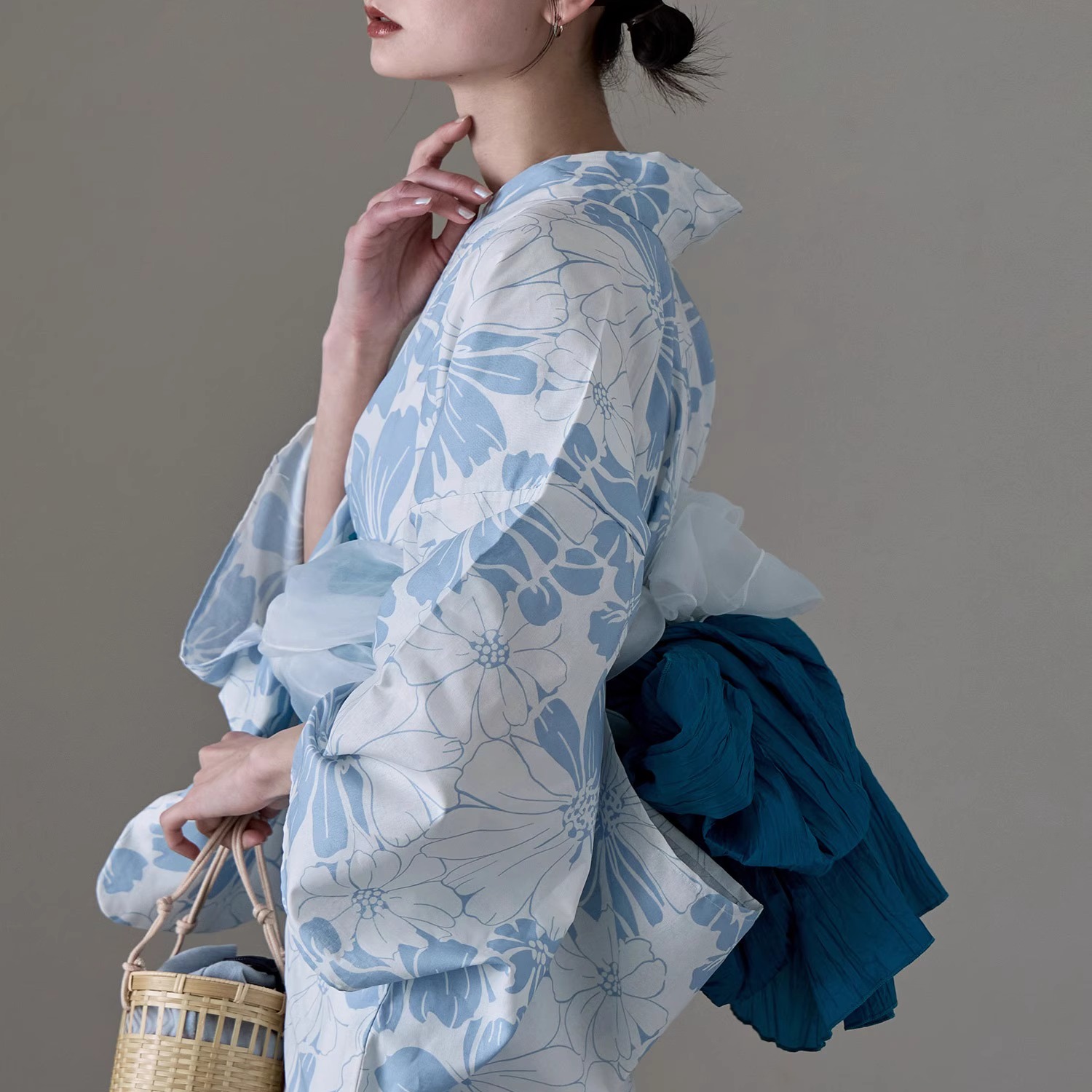 Ethnic Fashion Girls - Yukata Tradizionale in Cotone e Lino,