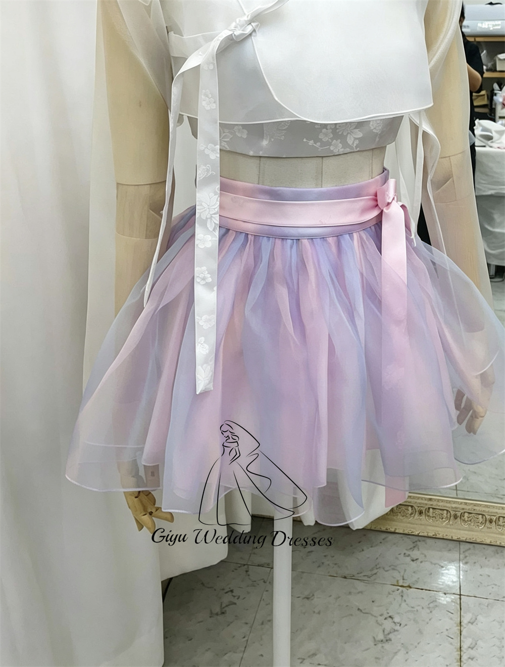 Hanbok Modern Set - Giyu Hanbok Coreano Moderno da Donna,