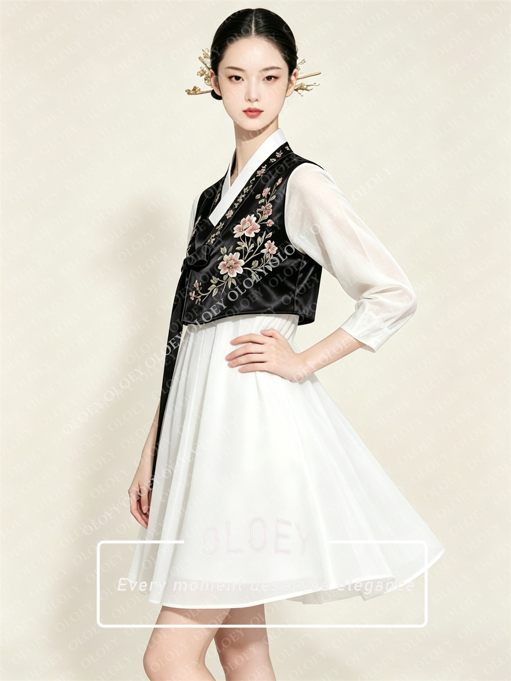 OLOEY Elegante Set Hanbok Cort - Hanbok Modern Set recensione e prezzo