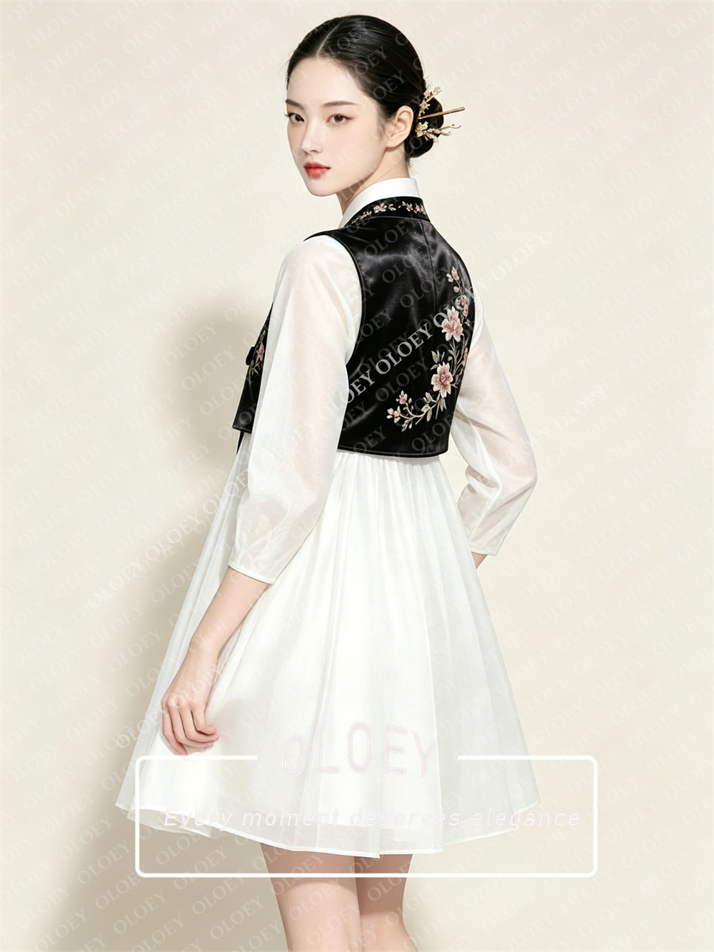 OLOEY Elegante Set Hanbok Cort - Hanbok Modern Set recensione e prezzo
