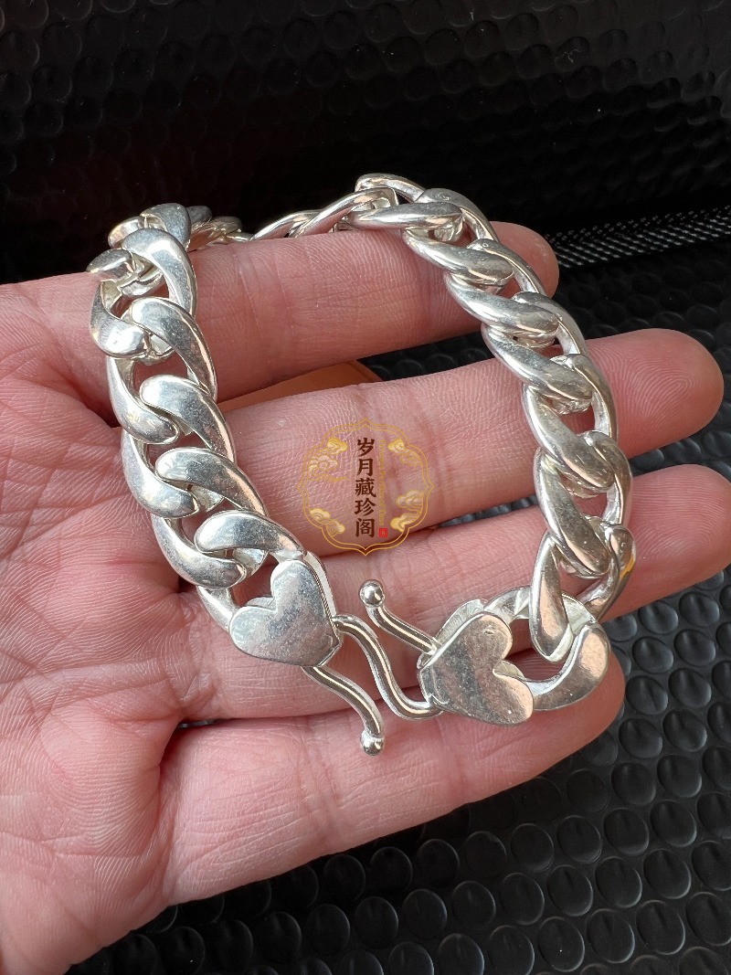 Bracciale Vintage in Argento T - Y2K Ethnic Fashion recensione e prezzo