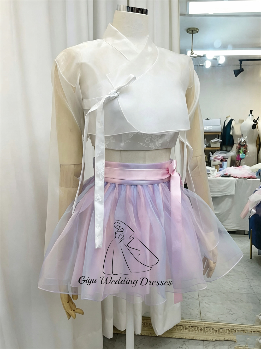 Giyu Hanbok Coreano Moderno da - Hanbok Modern Set recensione e prezzo